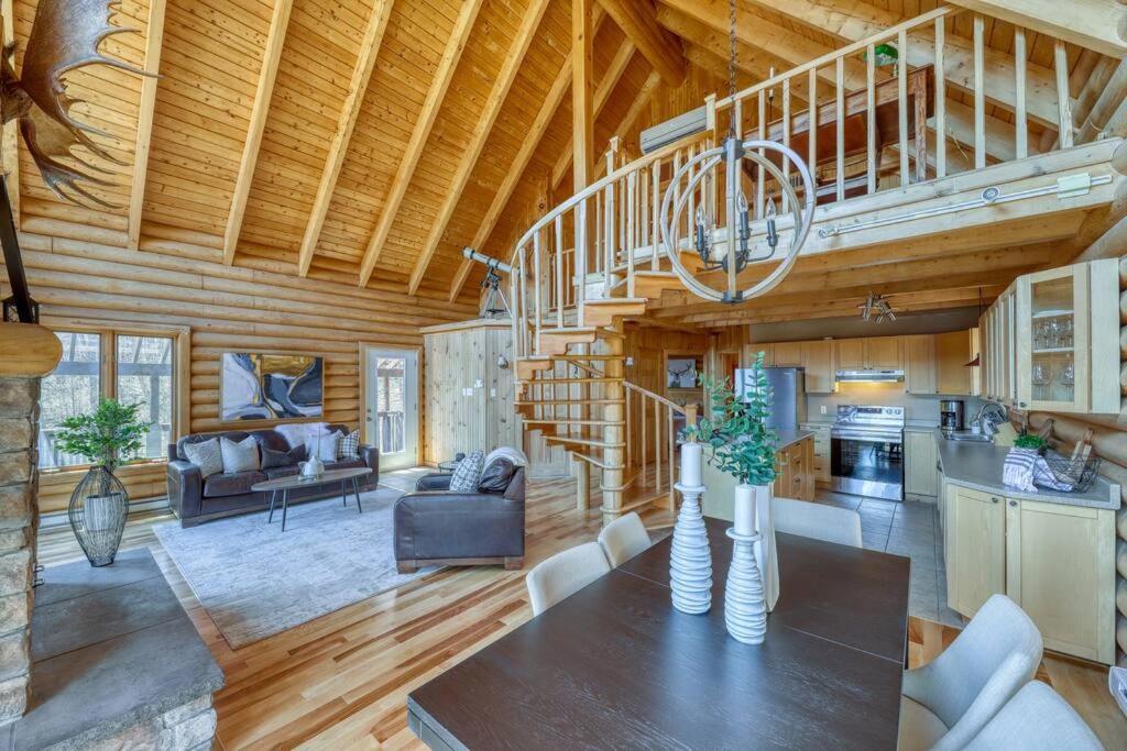Le Courchevel Luxe Chalet - Private Pool - Jacuzzi - Ski Saint-Adolphe-d'Howard Extérieur photo