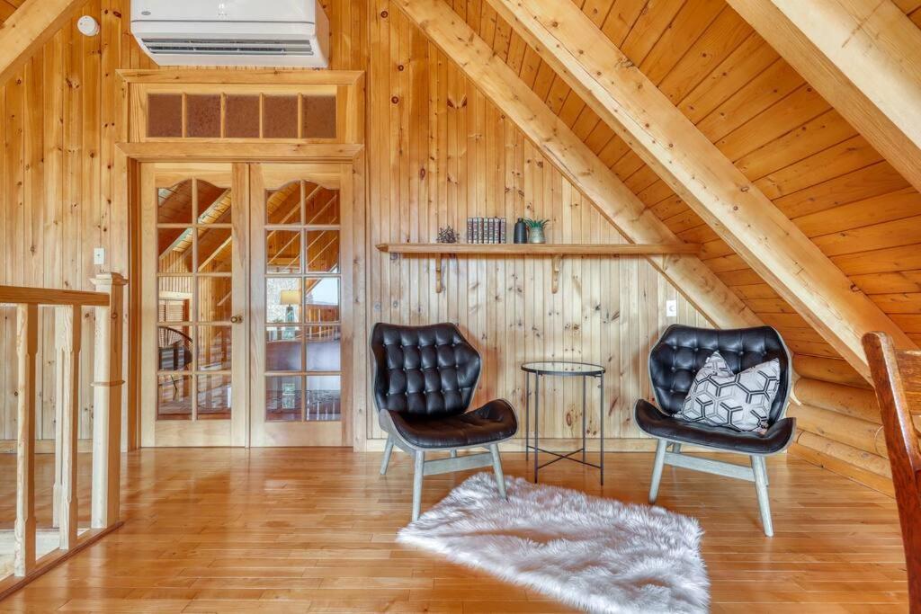 Le Courchevel Luxe Chalet - Private Pool - Jacuzzi - Ski Saint-Adolphe-d'Howard Extérieur photo