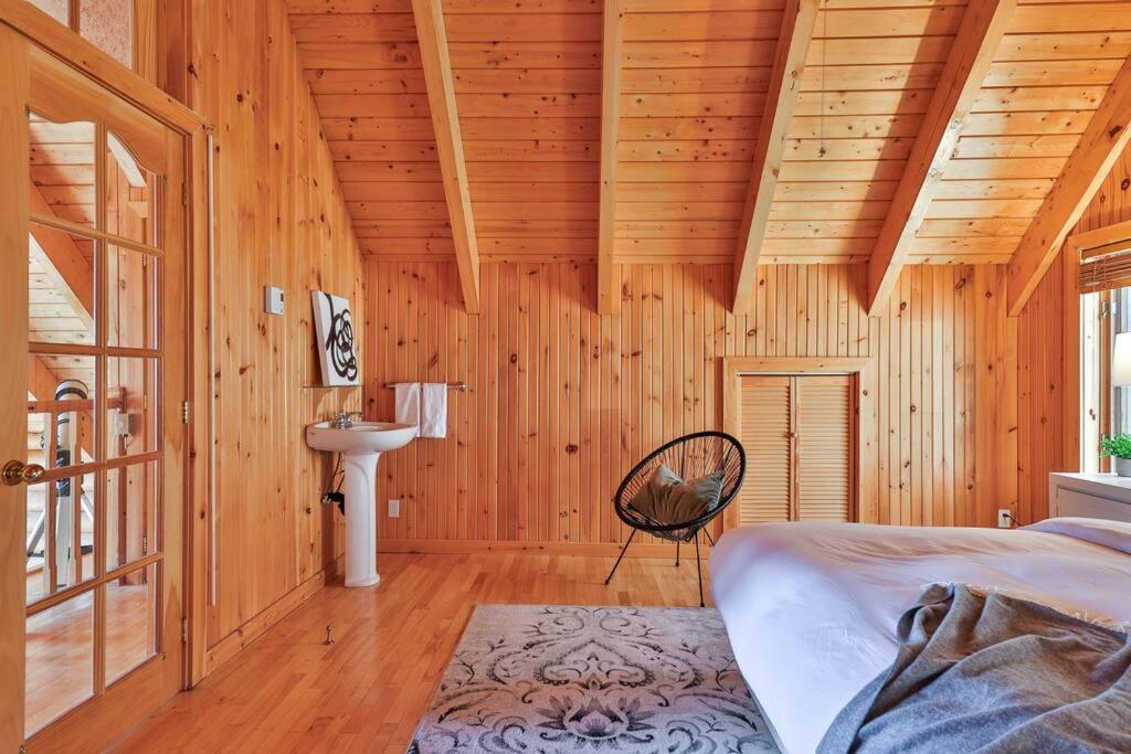 Le Courchevel Luxe Chalet - Private Pool - Jacuzzi - Ski Saint-Adolphe-d'Howard Extérieur photo