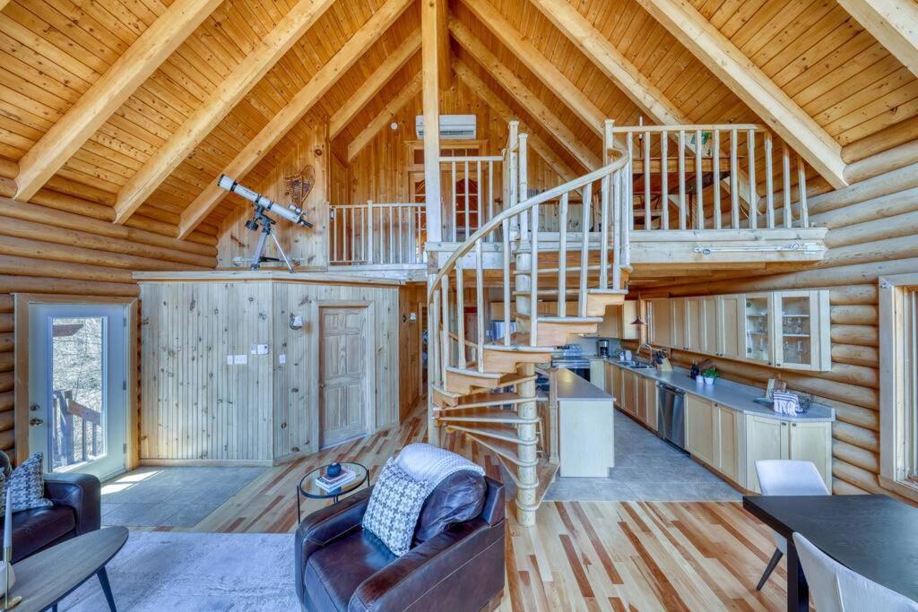 Le Courchevel Luxe Chalet - Private Pool - Jacuzzi - Ski Saint-Adolphe-d'Howard Extérieur photo