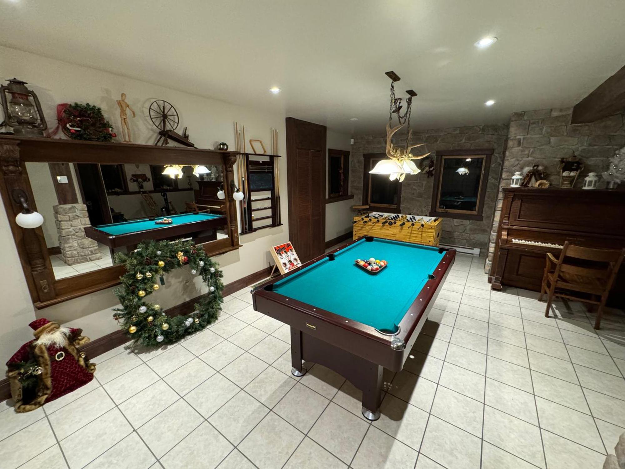 Le Courchevel Luxe Chalet - Private Pool - Jacuzzi - Ski Saint-Adolphe-d'Howard Extérieur photo